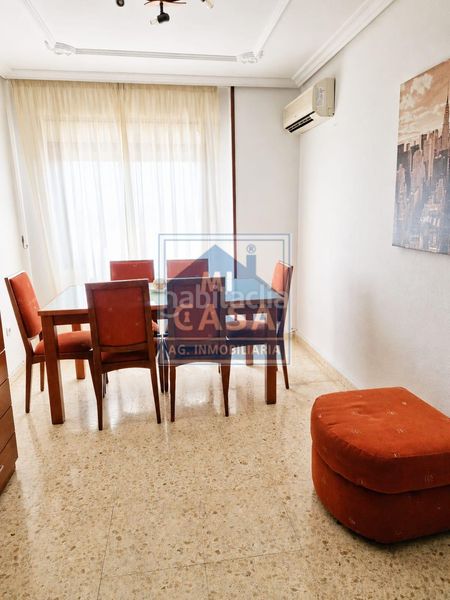 Foto e780dd2f-fc09-4868-9bdb-299faa0a2cd8. Rent flat with parking in Norte Mérida