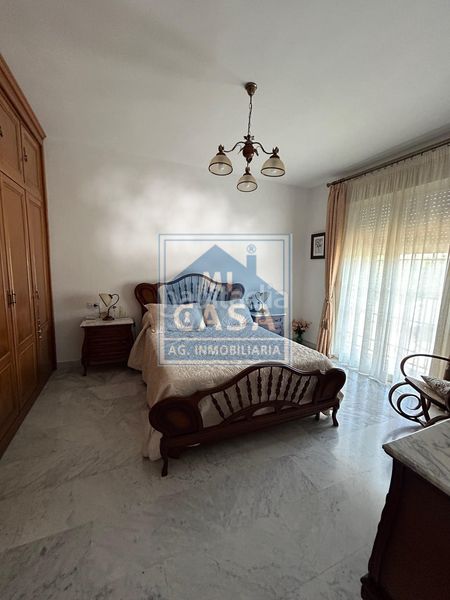 Foto 1072c1b5-0c5c-454e-86d7-2650fdb97c49. Casa amb calefacció aparcament a Centro Mérida
