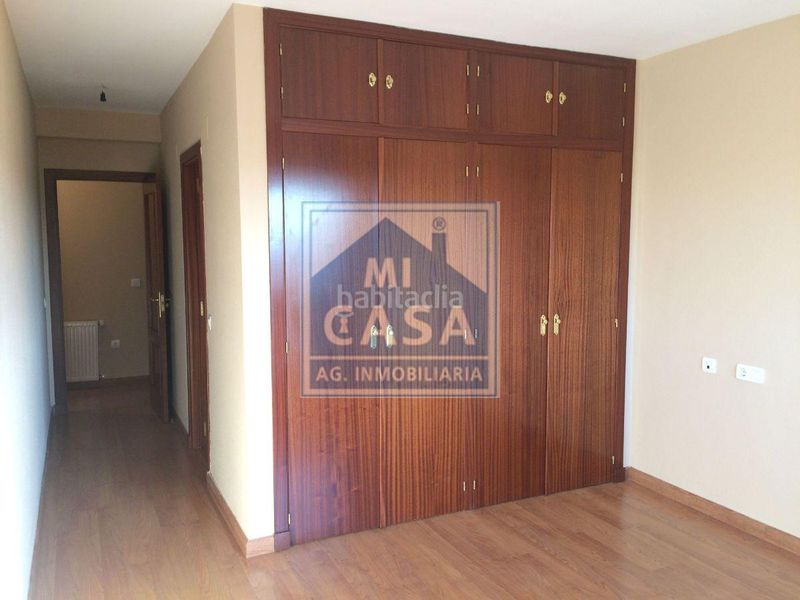 Foto 331ae992-38d1-47ce-8777-ca9ca3aef82b. Rent flat with heating parking in Sur Mérida