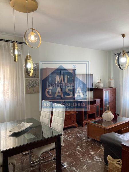 Foto 5873785f-4b7b-40cc-9ec4-7880068d9924. Lloguer pis amb aparcament a Norte Mérida