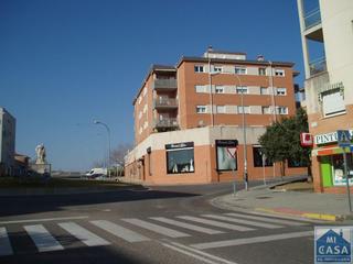 Location Local commercial à Oeste. Méridalocal