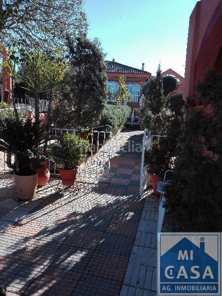 Foto 59351abb-b9fe-4af6-a446-b6622f226c3e. Xalet amb aparcament a Centro Mérida