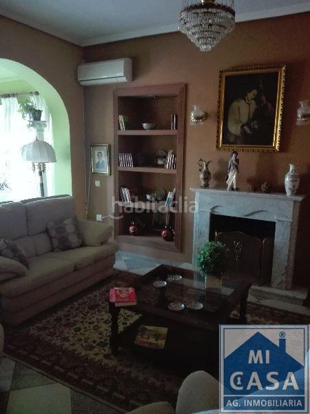 Foto 728c56bf-4354-4004-ae29-3e1f925cfcde. Xalet amb aparcament a Centro Mérida