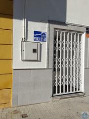 Locale commerciale in Oeste