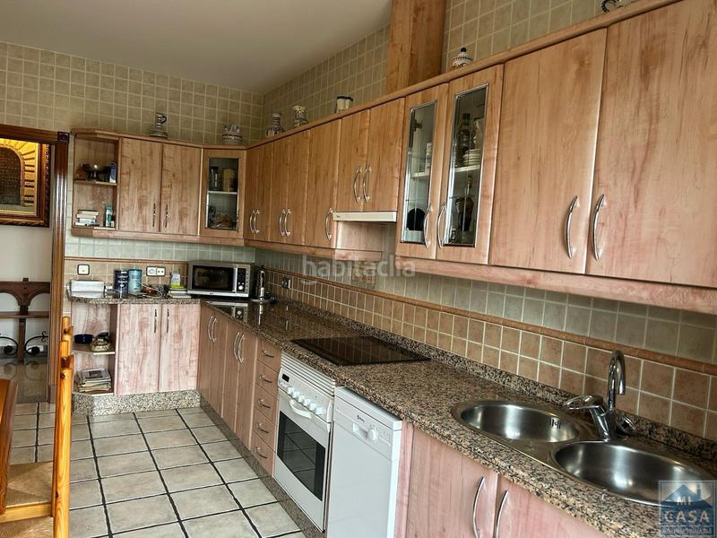 Foto 1e30e7bd-7ed2-4742-9856-8dd233647455. Haus mit heizung parking pool in Oeste Mérida