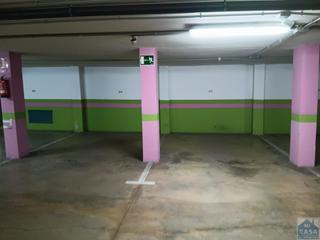 Location Parking voiture à Oeste. Méridagaraje