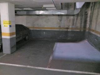Lloguer Aparcament cotxe  Carrer de violant d'hongria reina d'aragó. Parking doble en sants.