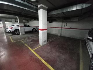 Miete Autoparkplatz  Carrer de jacquard. Parking para coche pequeño.