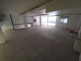Lloguer Local Comercial  Carrer del rosselló. Local comercial de 238m2