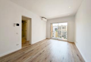 Etagenwohnung  Carrer de npols. Vivienda exclusiva