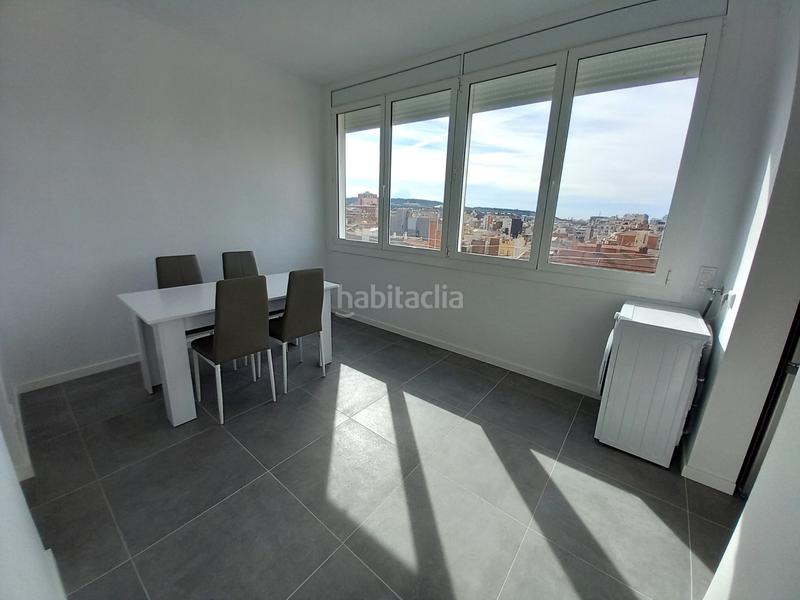 Foto 4ea7cd03-26ae-45c5-aa80-721e931e32d7. Alquiler piso  todo reformado. zona can mantega. en Barcelona