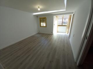 Affitto Appartamento  Carrer d'almagro. Piso en verdum de 51m2