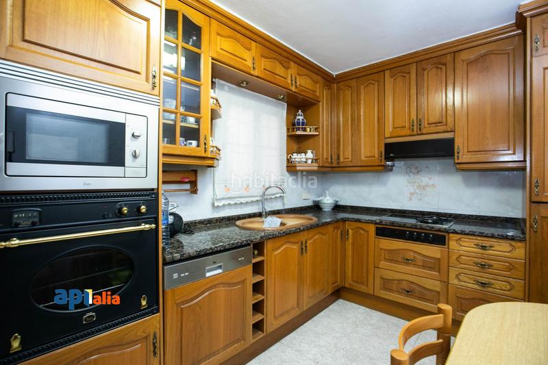 Foto e6ab126c-f5b5-44f3-a3de-92f311b04ef6. Flat with heating parking in El Gall Esplugues de Llobregat