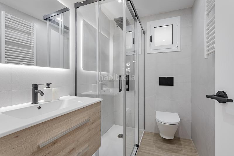 Foto 6ca5103b-0814-4c4b-8e92-7b098cdfe383. Piso exclusivo piso de 153m2 con 5 dormitorios. en Barcelona