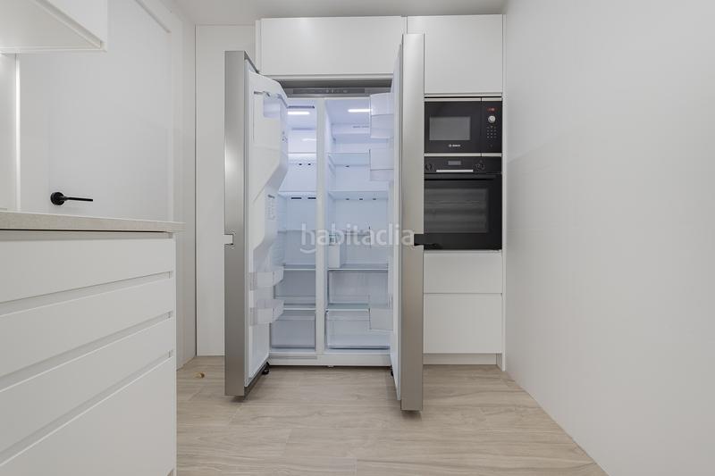 Foto af1064ff-1268-40d1-a86e-bf8bc3216ba8. Piso exclusivo piso de 153m2 con 5 dormitorios. en Barcelona