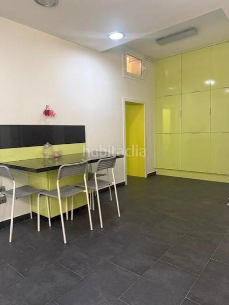 Foto d293b6a4-47c6-4a90-8047-38a1f9d1e85d. Casa a schiera con riscaldamento parcheggio piscina in Barcelona