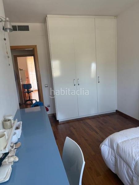 Foto f043e0ed-f45c-4020-903f-c54af567858b. Casa a schiera con riscaldamento parcheggio piscina in Barcelona