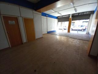 Business premise in Carrer de Galileu