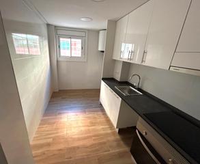 Ground floor  Carrer de l'estadella. Planta baja con 2 dormitorios.