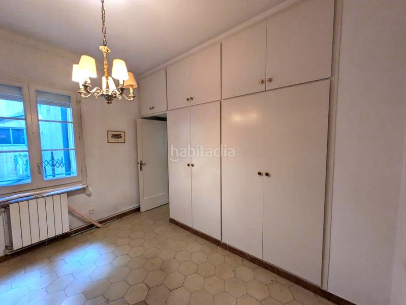 Foto f8d6f11c-e2f8-49b6-a8ae-78e19a308c66. Pis amb calefacció a Vila de Gràcia Barcelona
