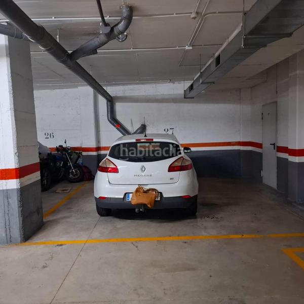 Foto a602362b-7128-4b69-8902-1c6a79bfb0c0. Dreistöckige wohnung mit parking in El Coll Barcelona