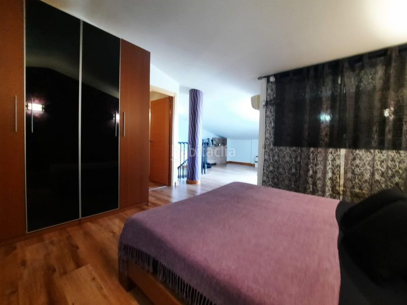 Foto 8a9463d0-1a37-4e17-b469-3569dab3daa4. Àtic amb calefacció aparcament a Deltebre