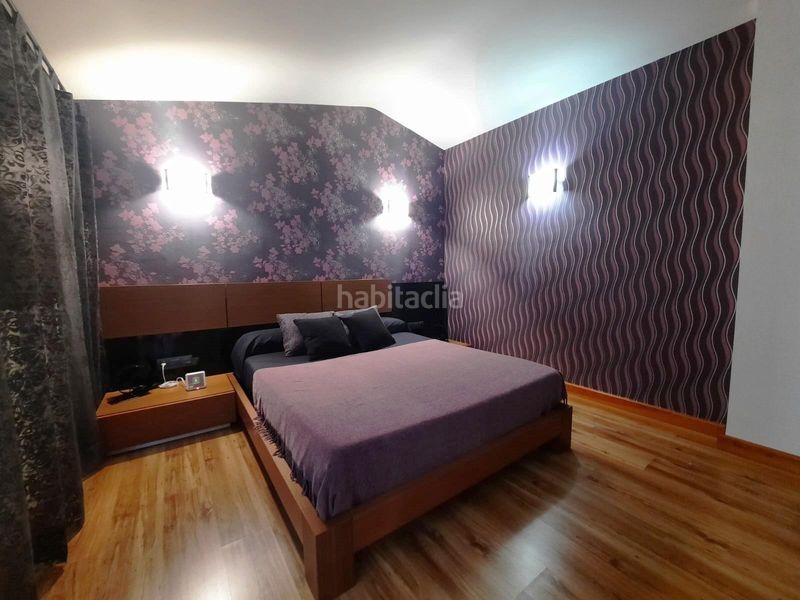 Foto f8be76dd-c603-4961-9b68-e93fc87254a3. Àtic amb aparcament a Deltebre