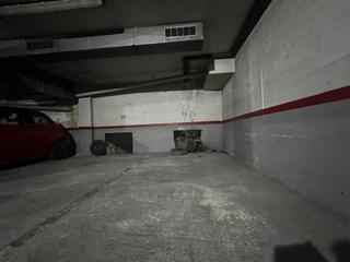 Autoparkplatz in Urbanitzacions. Plaza de parking tortosa
