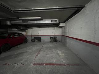 Aparcament cotxe a Urbanitzacions. Plaza de parking tortosa