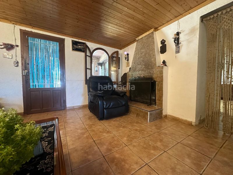 Foto cd32c095-4dce-4b63-bf0c-f02b8116c5bf. Casale con riscaldamento piscina in Aldover
