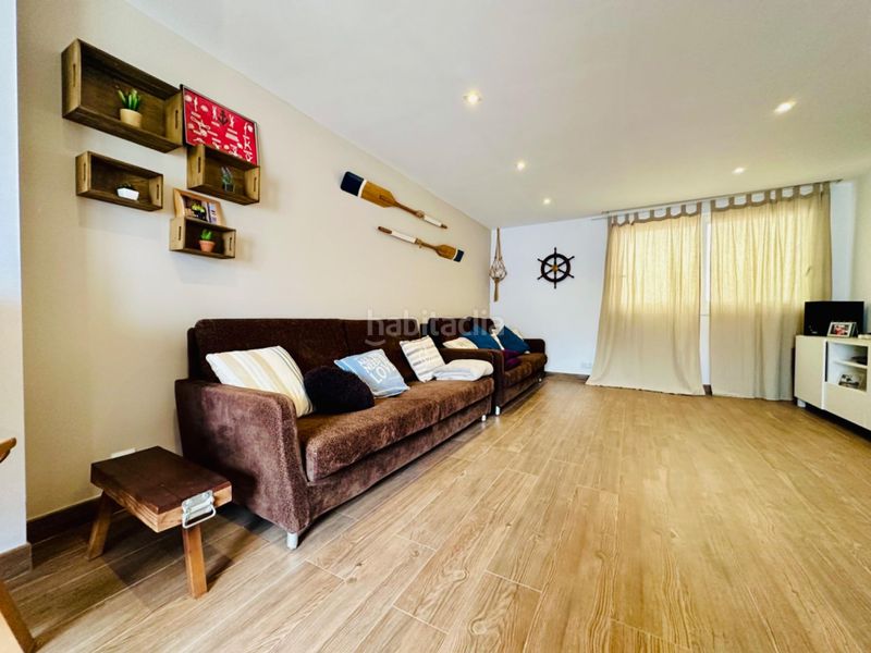 Foto 48b223a7-ef09-4399-8a23-38ac18c9f420. Casa  adosada en Alcanar