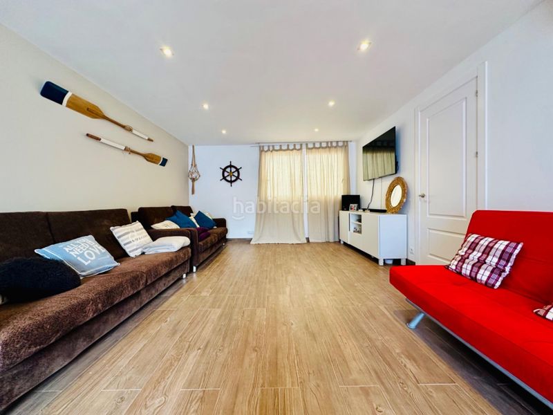 Foto 4a6f4b68-0ec1-45ac-8b17-9ac5c3ae2513. Casa  adosada en Alcanar