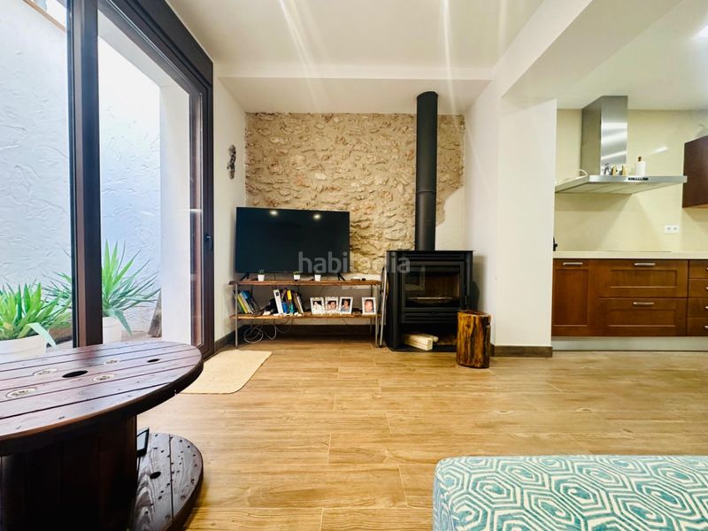 Foto b7a1b292-b4a6-4fe7-97f4-687be8f8ad76. Casa  adosada en Alcanar