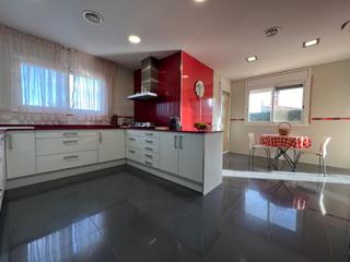 Xalet a Roquetes. Espectacular casa con piscina