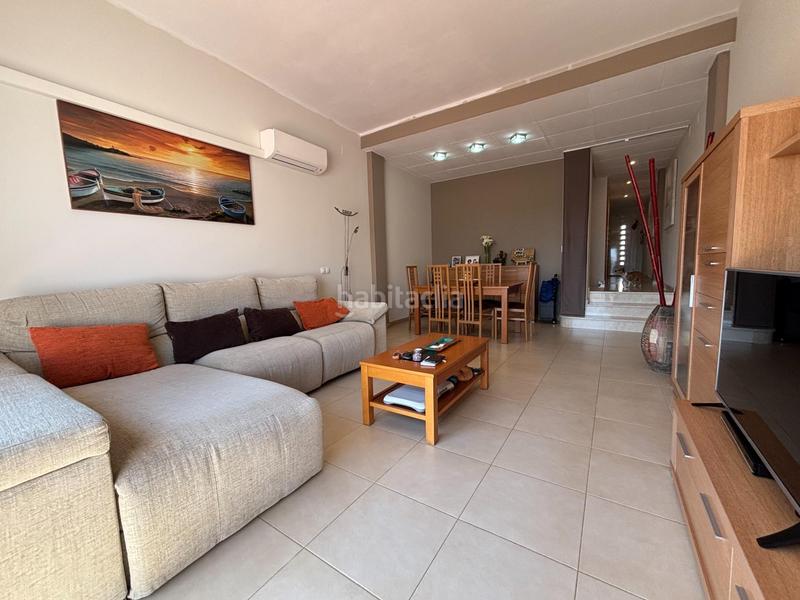 Foto 8a871cc6-294d-43c9-8011-35d187a4c080. Semi detached house with heating parking in Nord Sant Carles de la Ràpita