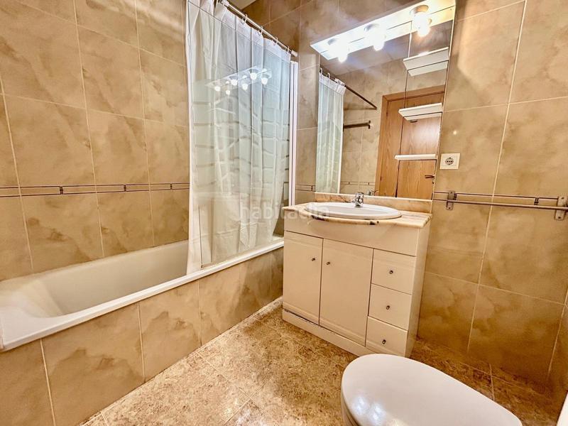 Foto 19ce1701-aa0e-4e99-8ec4-e8e622f22267. Casa a schiera con riscaldamento parcheggio in Urbanitzacions Tortosa