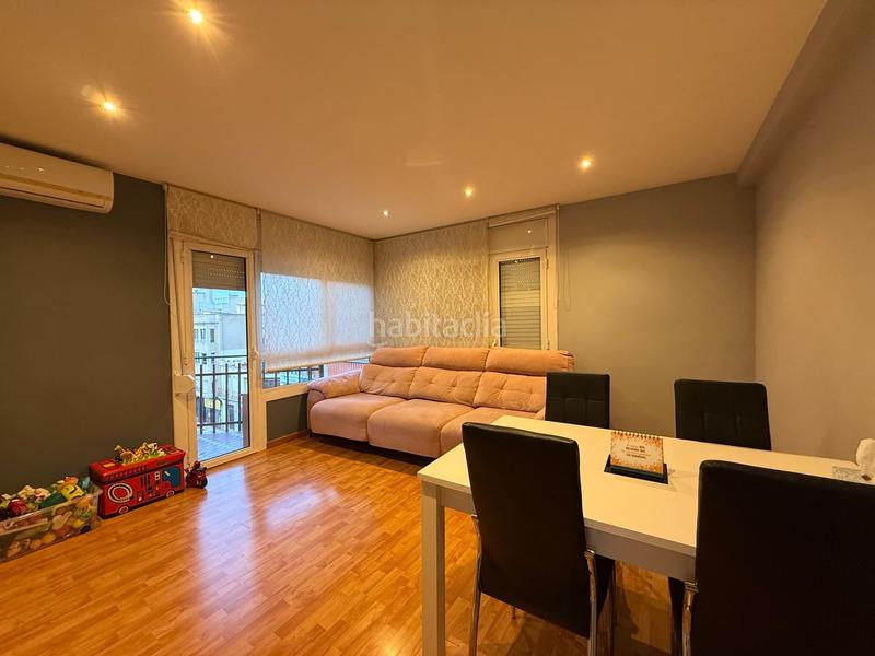 Foto 315a2a6b-fef4-4ec3-a735-c827c11ea2cb. Pis a Temple Tortosa