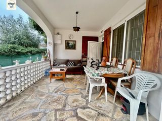 Xalet a Alcanar. Chalet, con parcela de 472m2 zona alcanar platja.
