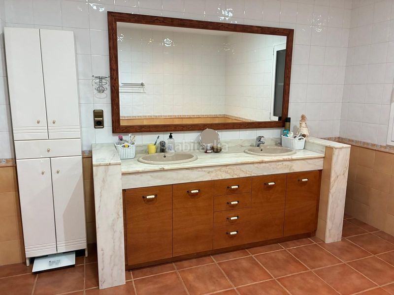 Foto 44fe971b-c59f-4f86-97ce-daaa3b79d00a. Xalet amb aparcament piscina a Deltebre