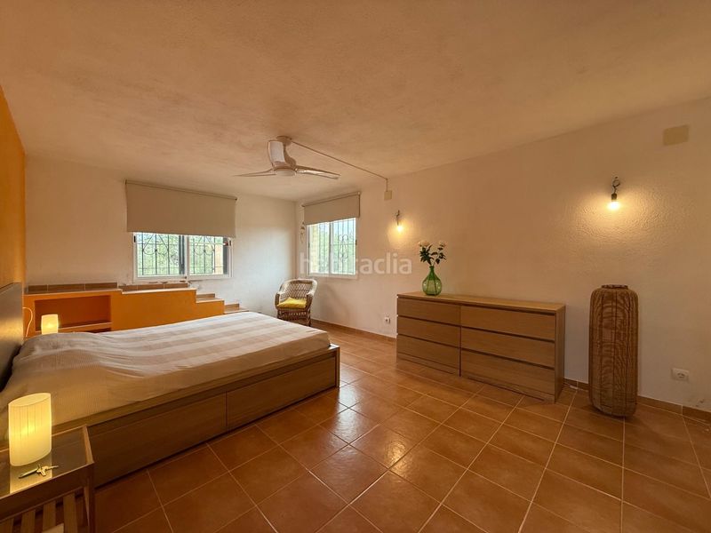 Foto 2298026a-755d-4b2b-a446-ab2d7cbb7947. Xalet amb aparcament piscina a Ampolla (L´)