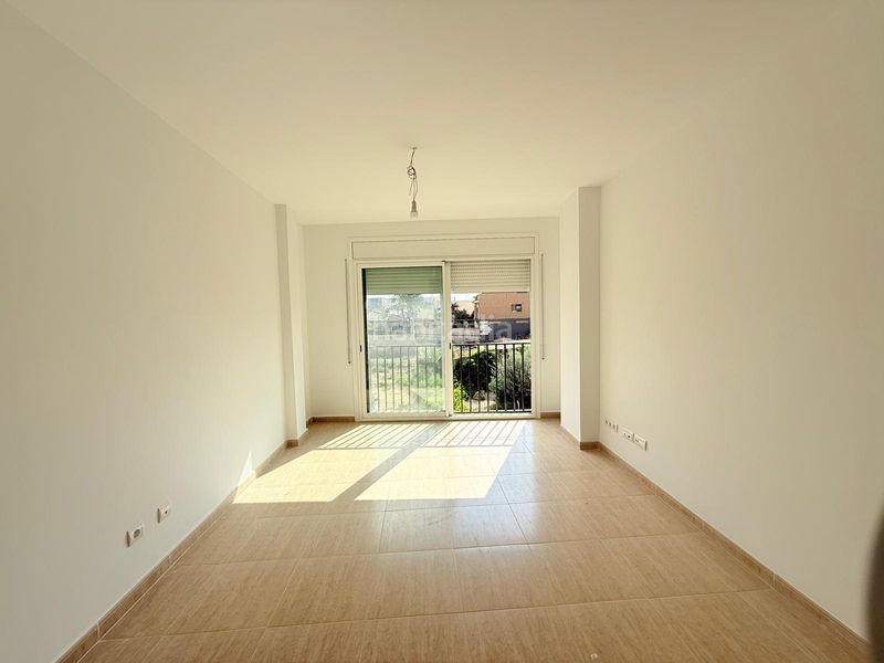 Foto 6ae9a8c4-216d-4b1e-86ec-4ce01026cb1b. Apartament amb aparcament a Deltebre