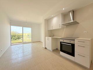 Studio  Carrer carrer benavente. Estudio de 41m2, en el centro de deltebre muy luminoso y acogedo