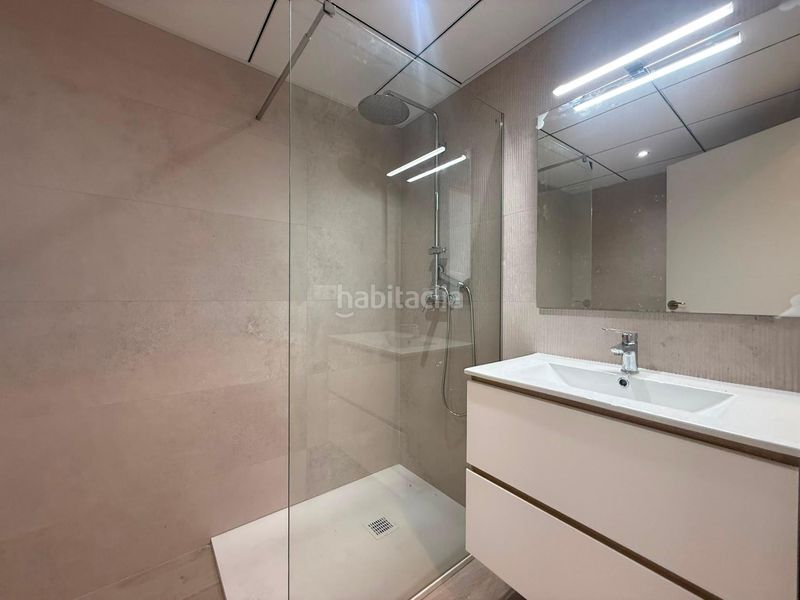 Foto b2947de0-5524-475d-a080-a7f218edd1e3. Apartament amb aparcament a Deltebre