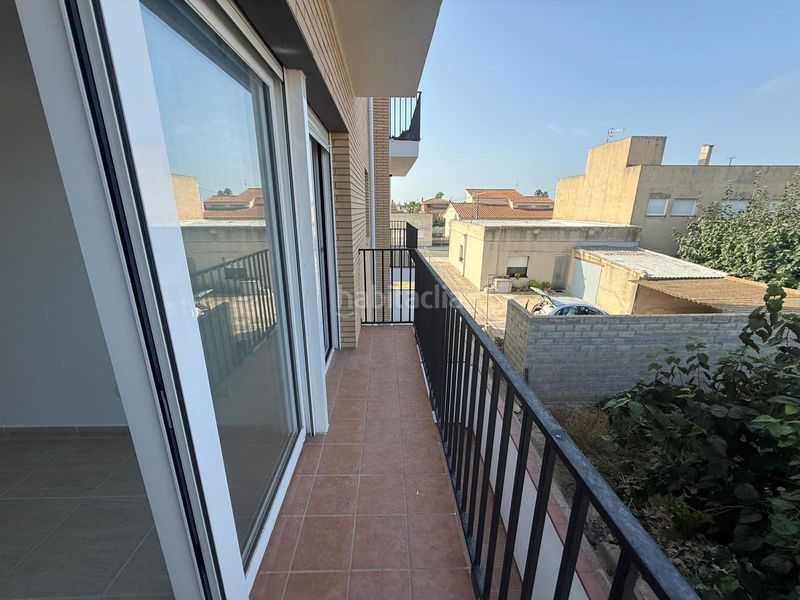 Foto bda37d0c-90fc-4125-a85f-2c15dca30c38. Apartament amb aparcament a Deltebre