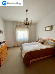 Maison  Calle infantería. Grupo inmobiliario 4.0 vende vivienda de una sola planta, para e