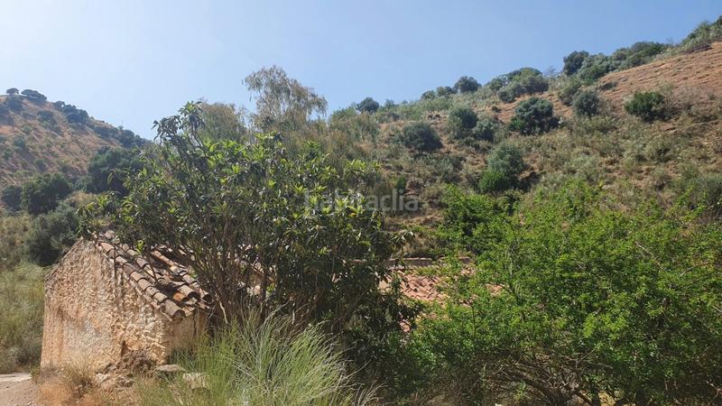 Foto f23615de-88d6-450e-b8ec-48d6eb160d57. Masía cortijo rústico con potencial en alegría de la huerta- jardín de Málaga Málaga