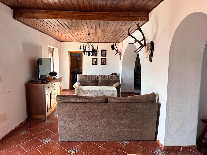 Foto 502842cb-9b32-40a8-b0a5-83f58c151b3e. Masía bienvenido a una finca verdaderamente excepcional en Comares