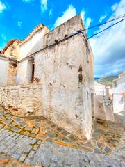 Casale in Salares. Casa de pueblo en salares para reconstruir