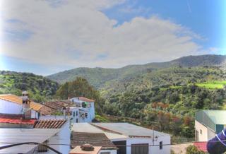 Masia a Riogordo. Casa de pueblo en riogordo