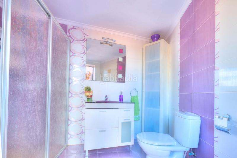 Foto 04a772f3-1b5e-49be-b759-70e71276c7a2. Chalet avec parking piscine dans El Tomillar Torre del Mar